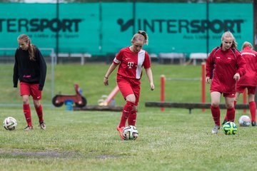 Bild 15 - wCJ SV Steinhorst/Labenz - VfL Oldesloe : Ergebnis: 18:0